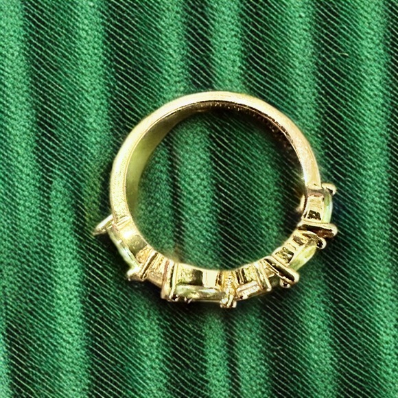 NWOT Botanical fashion ring with blue and clear crystal leaves large (10) - Picture 2 of 4